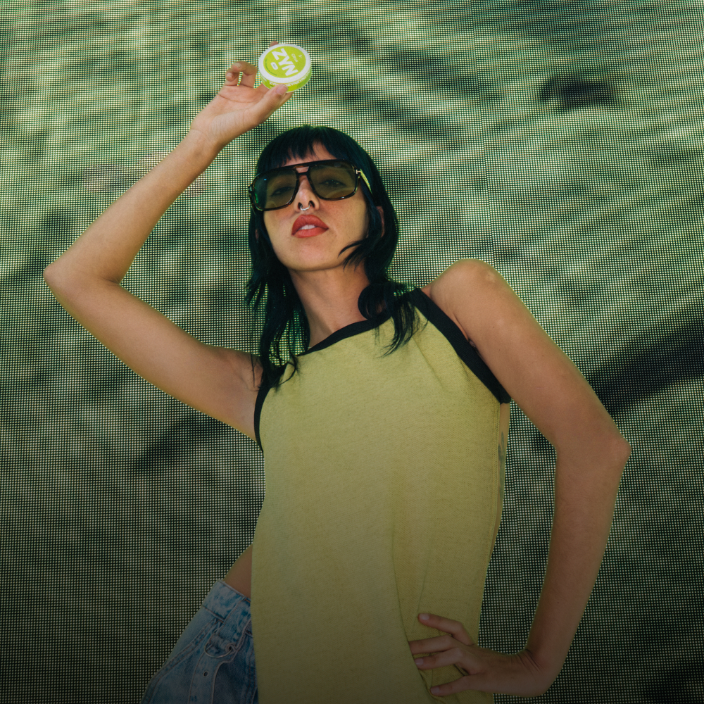 Desafío de 10 días de ZYN: Mujer en bicicleta