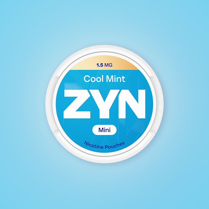 ZYN Cool mint na błękitnym tle